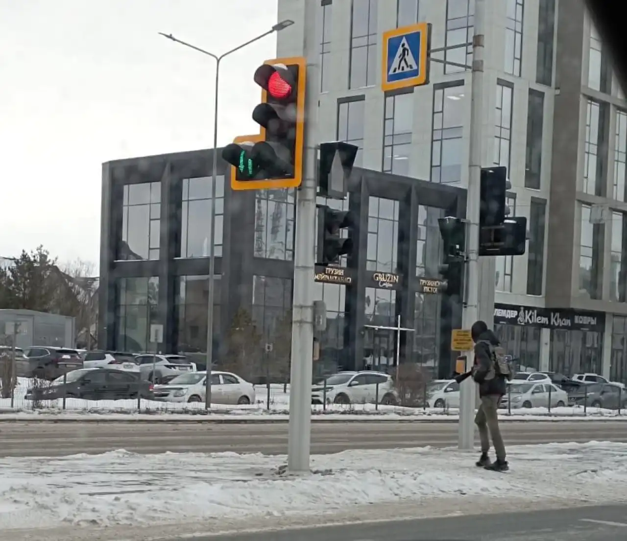 Астанада қолында ойыншық қаруы бар жасөспірім ұсталды