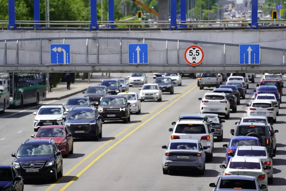 Елімізде кейінгі үш жылда 800-ден астам автокөлік заңсыз тіркелген