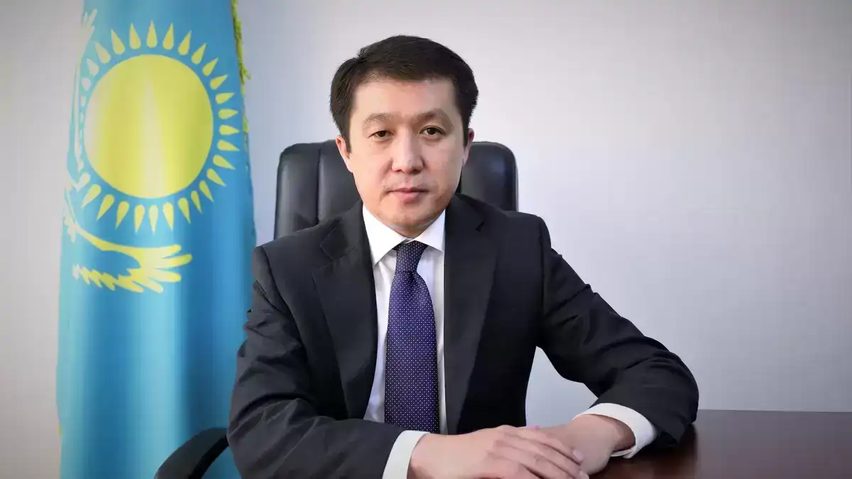 Президент сөгіс жариялады: Қарабаев алдағы жұмыс жоспарын айтты