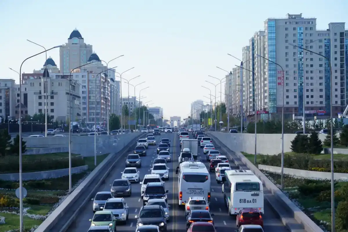 Елімізде шілде айында 170 мыңға жуық көлік тіркеуден өтті – Ұлттық статистика бюросы