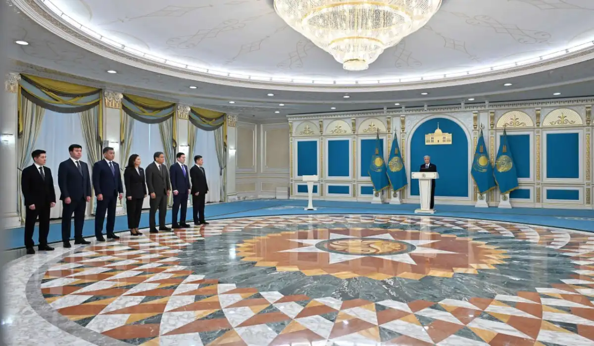 Президент Қазақстан арқылы әлемнің ең ірі сауда нарықтарына жол ашатын 5 теміржол дәлізі өтетінін айтты