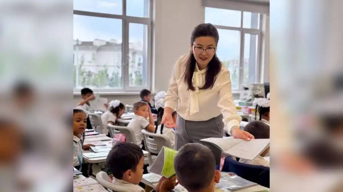 Астанада «Ұстазыңды құттықта» челленджі басталды