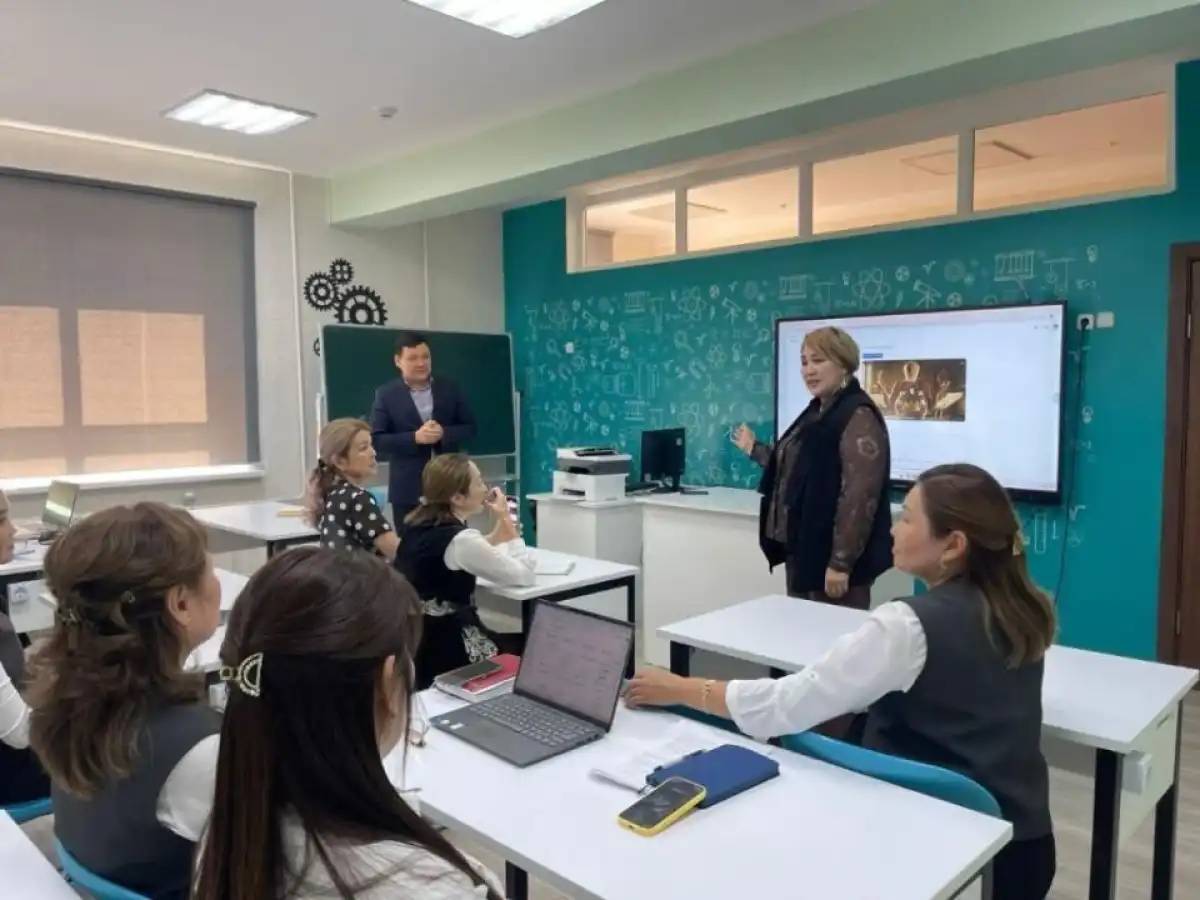 Елордалық мектептің оқу бағдарламасына жасанды интеллект енгізілді