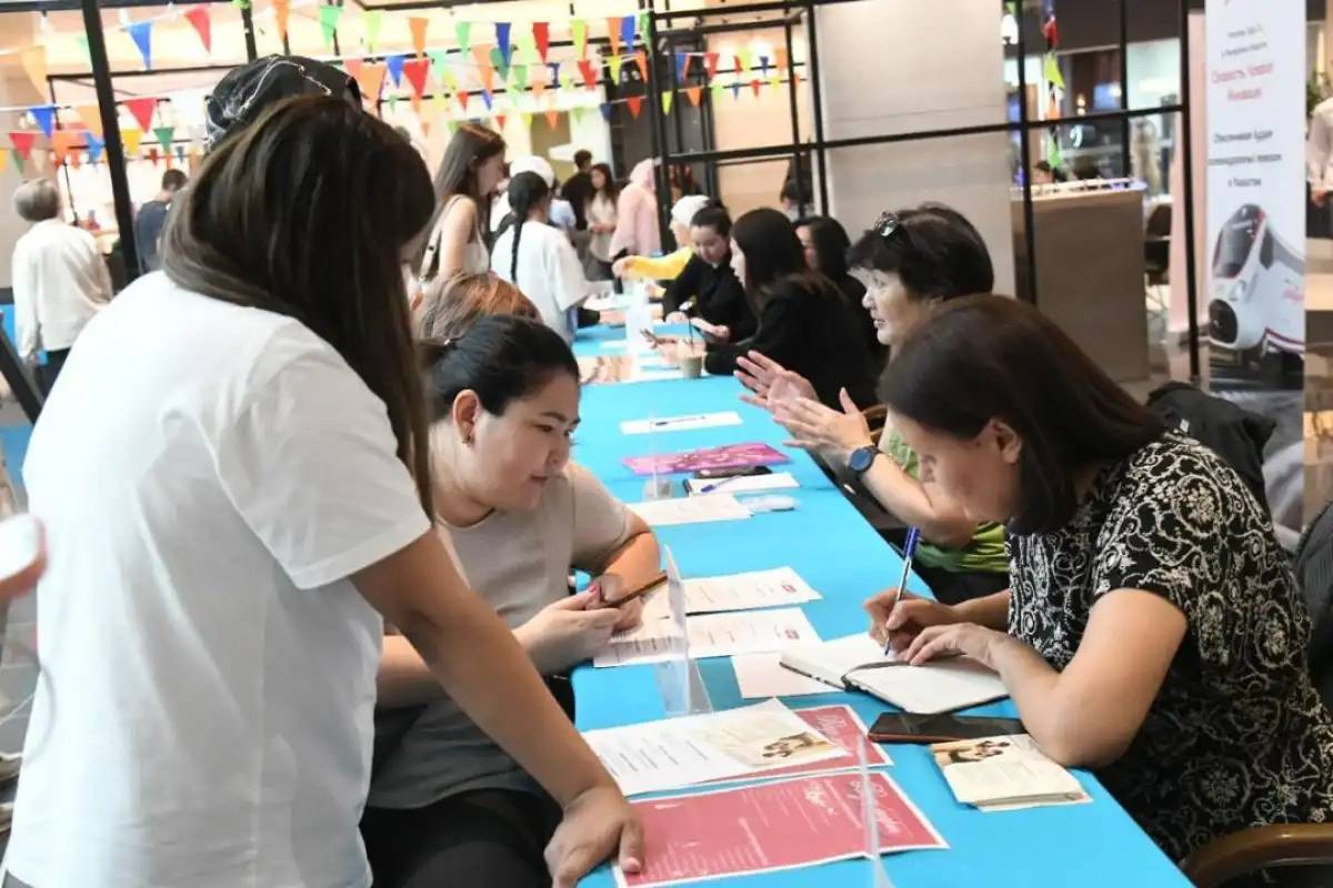 Астанада бос орындар жәрмеңкесінде екі мың жұмыс орны ұсынылды