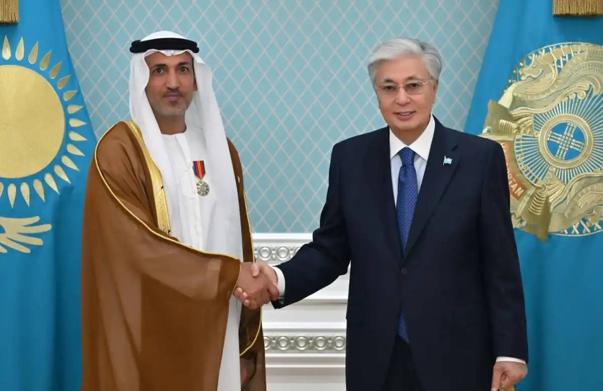 Президент Мұхаммед бен Мубарак Фадел Әл-Мазруиді «Достық» орденімен марапаттады