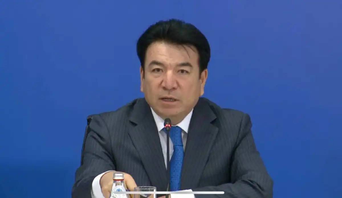 Министр мектептерге шетелден мұғалімдерді шақырту тәжірибесі туралы айтты