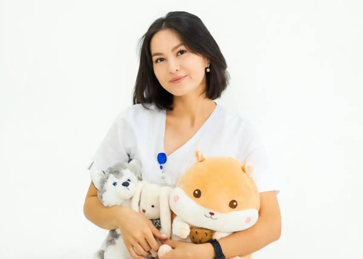 Екпе тек баланы ғана емес, оны қоршаған ортаны да қорғайды – педиатр Мадина Мусахан