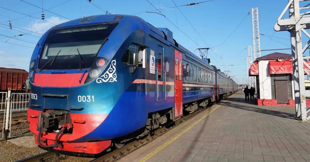 Қазақстанда тағы екі бағыттағы пойызда Starlink интернеті қосылады