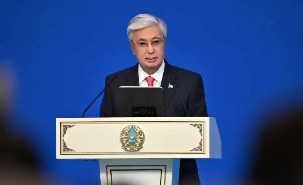 Елдің ертеңі мұғалімдерге тікелей байланысты – Президент