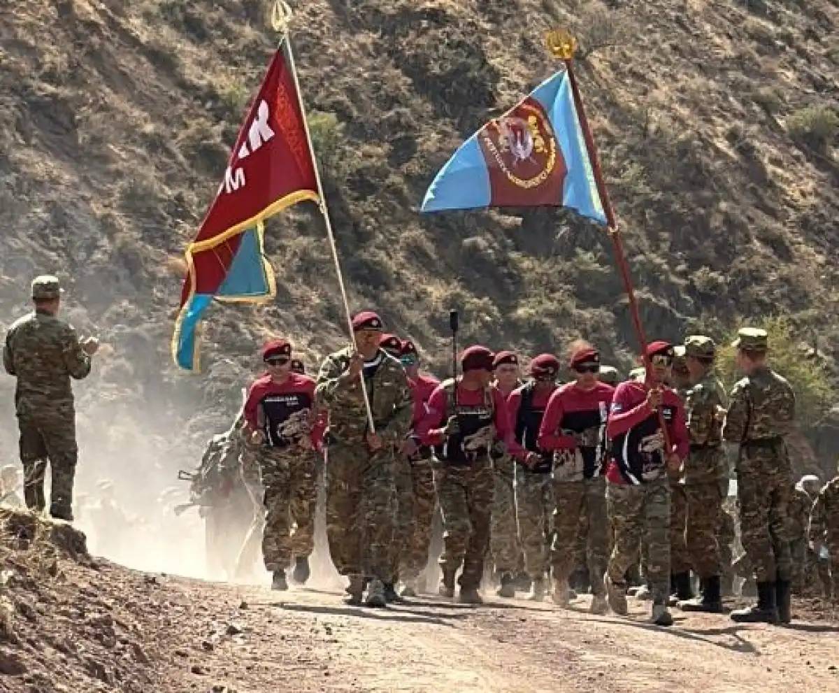 Арнайы операциялар күштерінің 26 әскери қызметшісі күрең қызыл берет иеленді