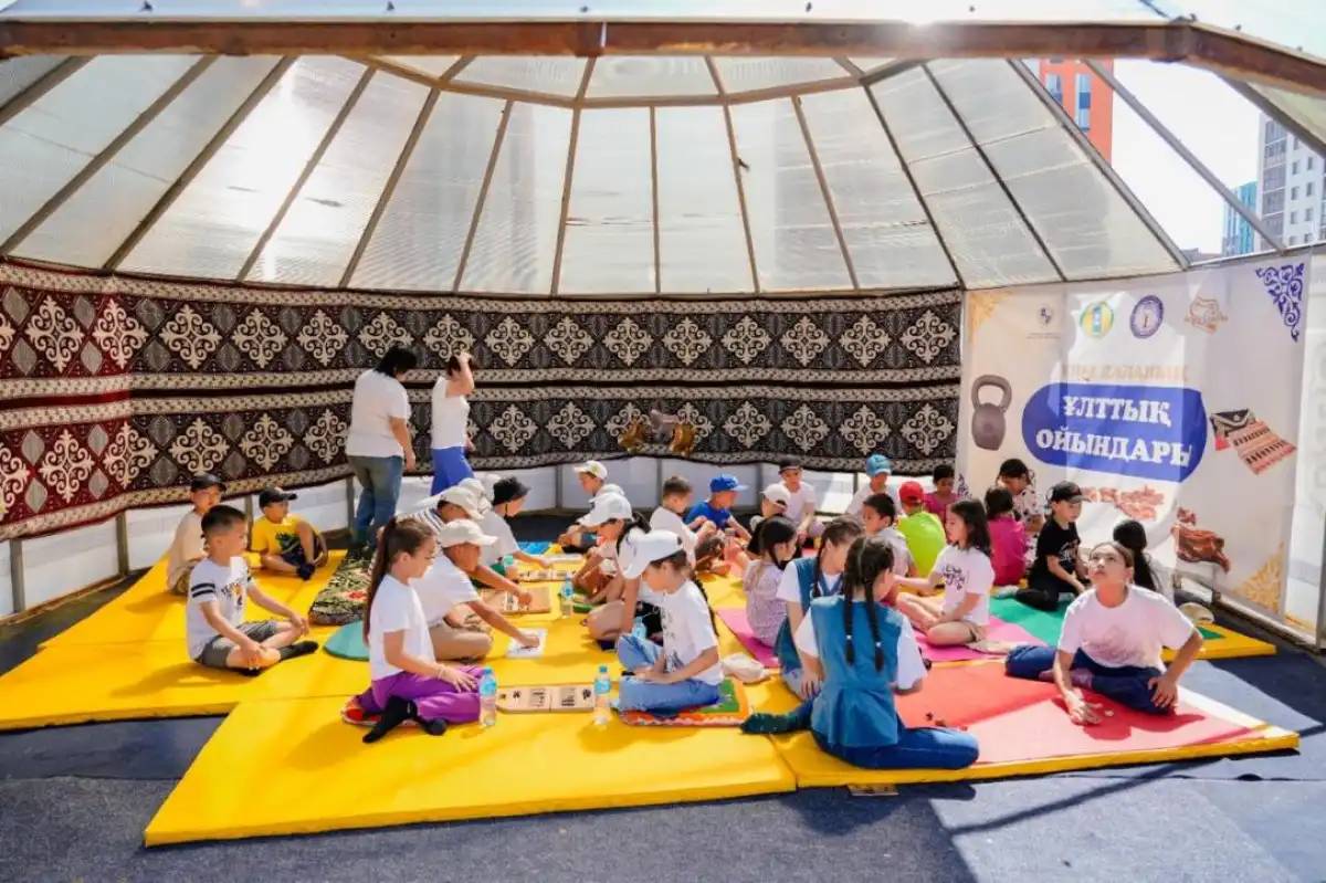 Астанада 200 мыңға жуық оқушы жазғы лагермен қамтылды