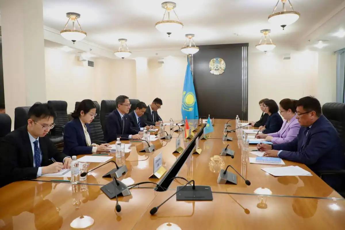 Қазақстан мен Қытай медиация саласындағы ынтымақтастықты дамыту мәселесін талқылады