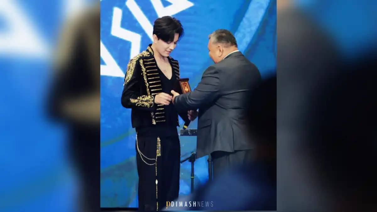 Димаш Құдайберген Қырғызстанның халық әртісі атағын алды