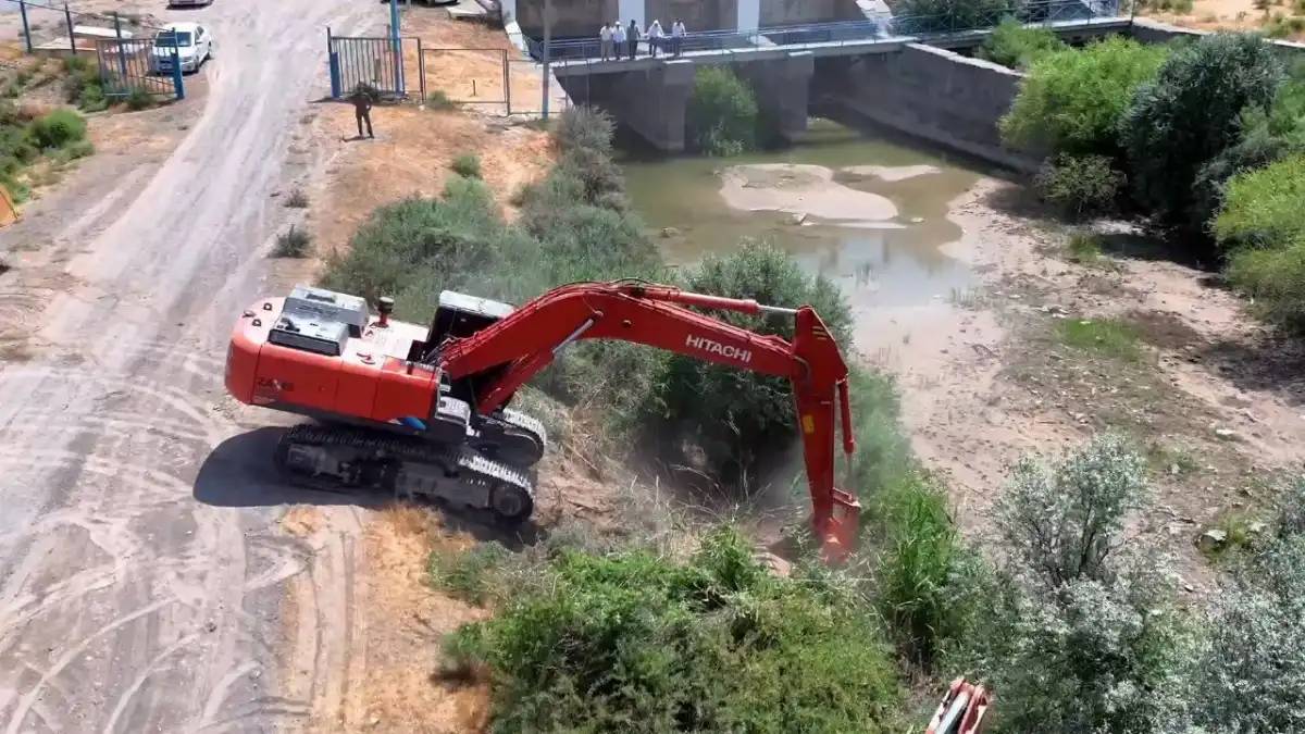 Фурманов айналма каналы 40 жылдан кейін тазартылып жатыр