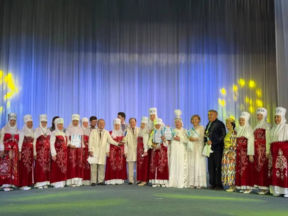 Астаналық өнерпаз зейнеткерлер Өзбекстанда өткен байқаудан жүлдемен оралды