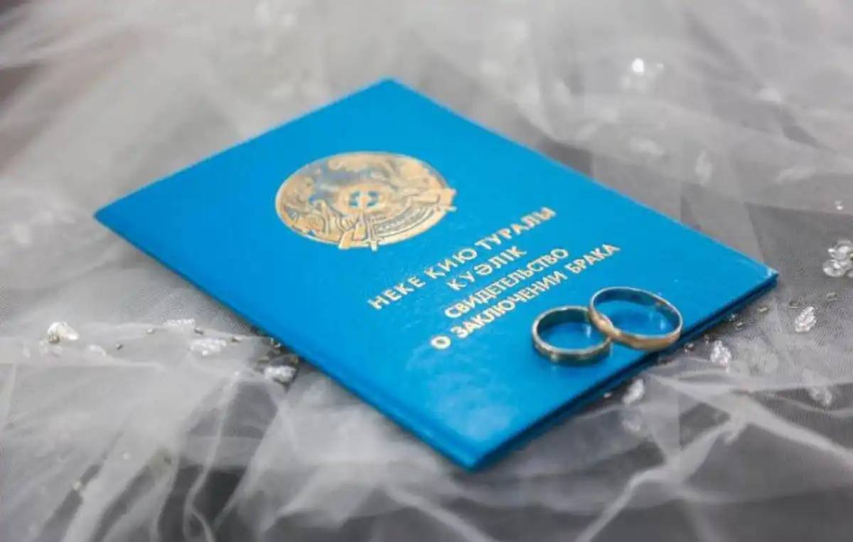 Қазақстандықтар қай айда жиі некеге тұрады