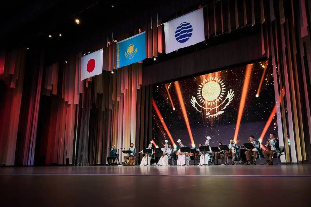 Жапонияда ҚР Ұлттық күніне орай Қазақстанның туы көтерілді