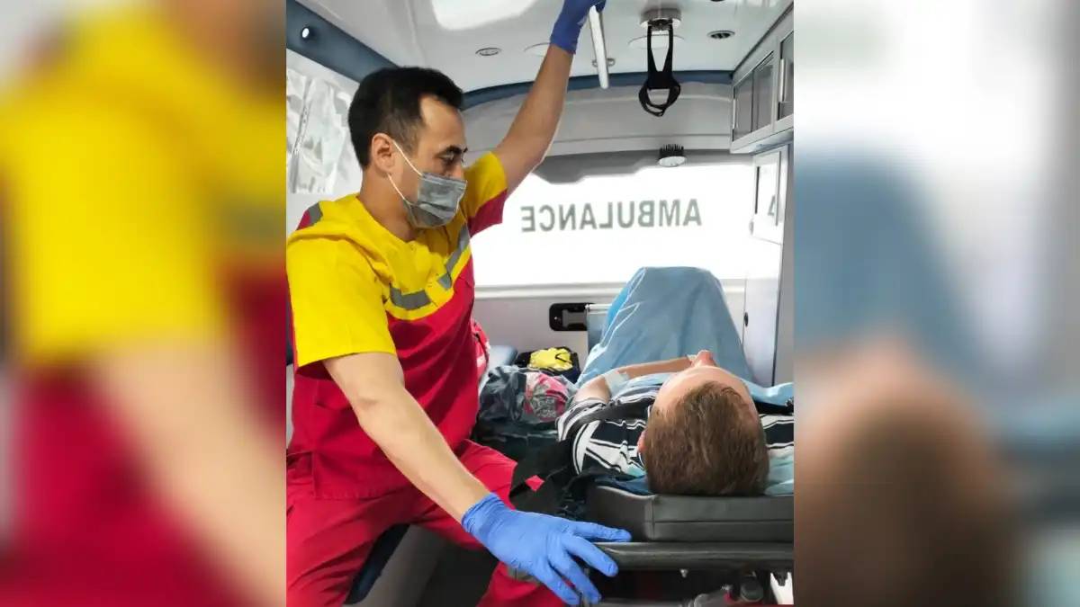 Қостанайда науқастың шабуылынан жарақат алған дәрігер Астанаға жеткізілді