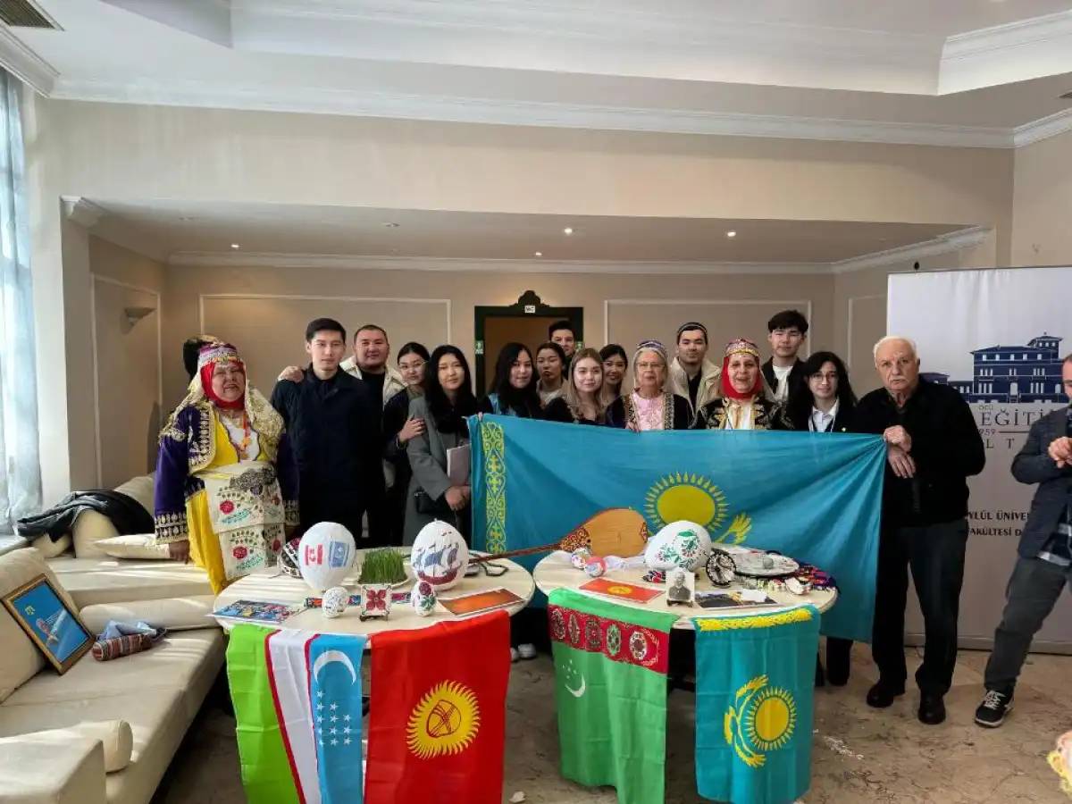 Түркияда Наурыз мейрамы кеңінен аталып өтті