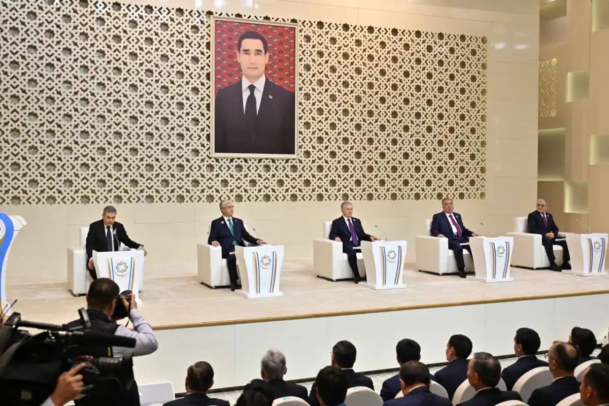 Президент Орталық Азия мемлекеттері басшыларының бейресми кездесуіне қатысты