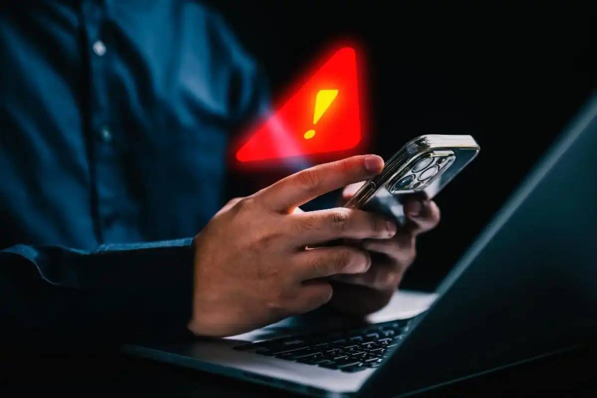 Сталкинг қылмыс деп танылды: Заң бұзғандарға айыппұл мен қамау жазасы қарастырылады