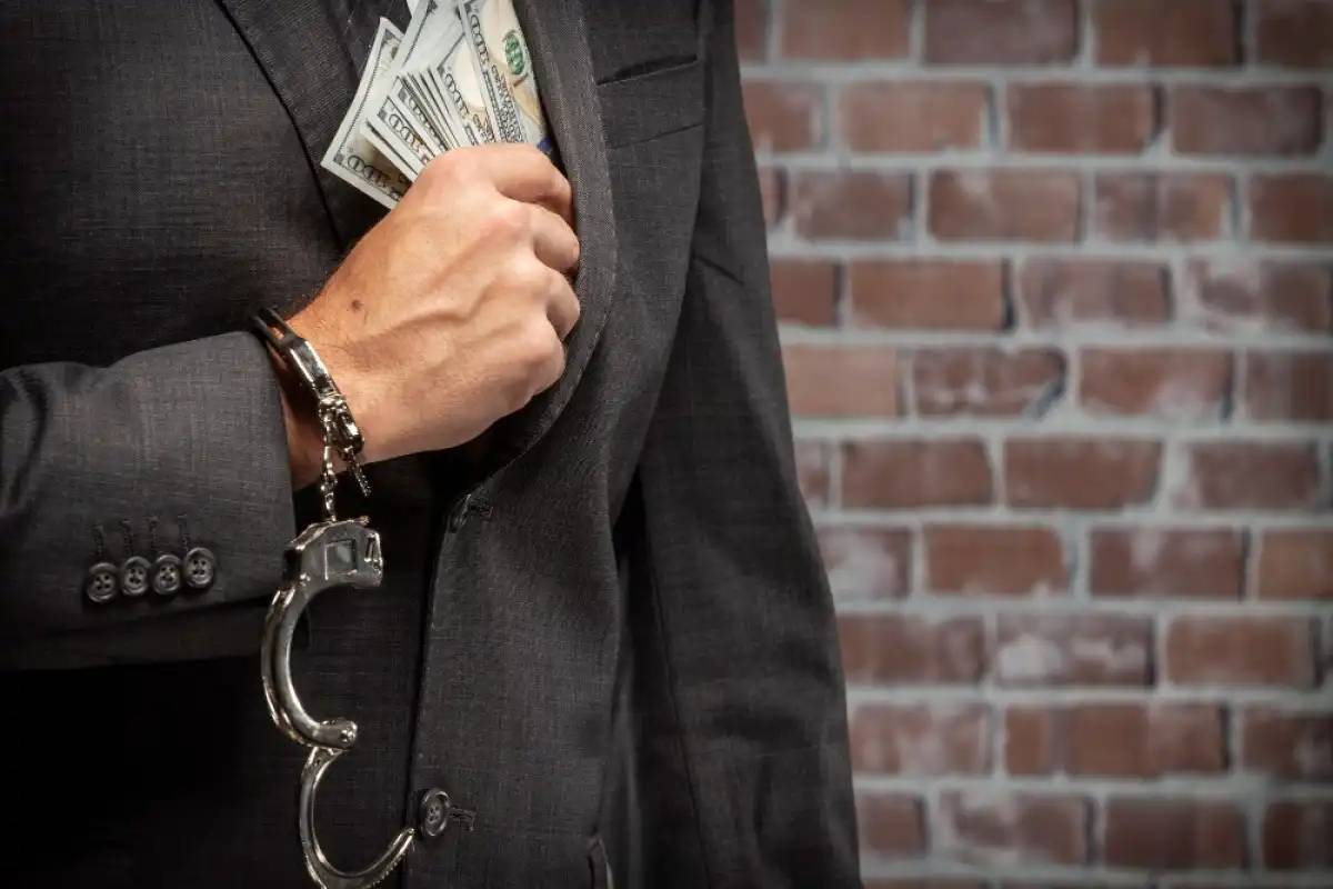 Сот орындаушысы алимент төлеуге арналған 2 млн теңгеден астам қаржыны жымқырған