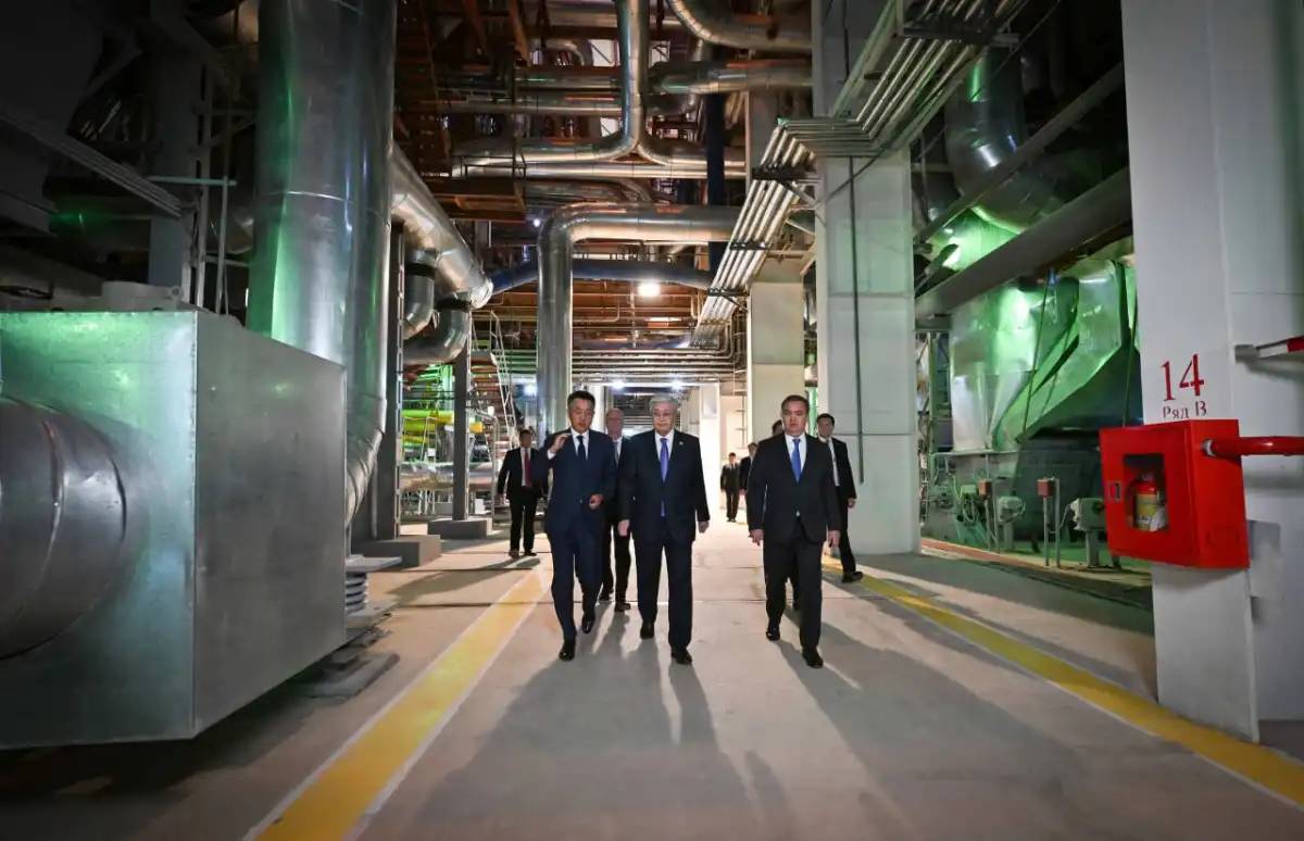 Президент елордадағы үшінші ЖЭО-ның алғашқы кезегінің қызметімен танысты