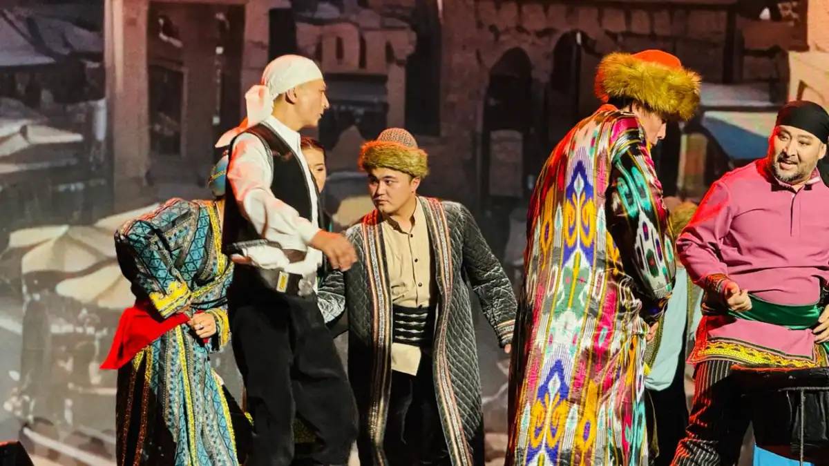 «Наз» мемлекеттік би театры 25-ші маусым шымылдығын жапты