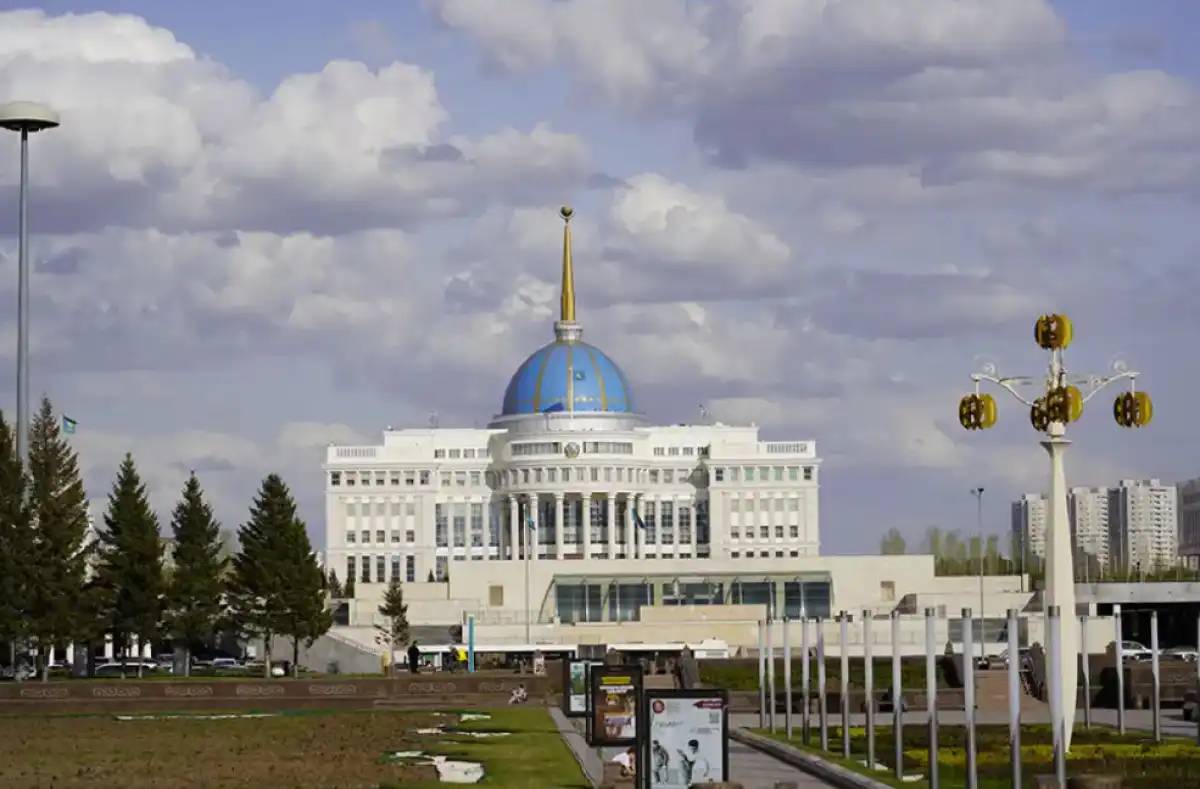 Мемлекет басшысы Вьетнам Коммунистік Партиясы Орталық комитетінің Бас хатшысына көңіл айтты