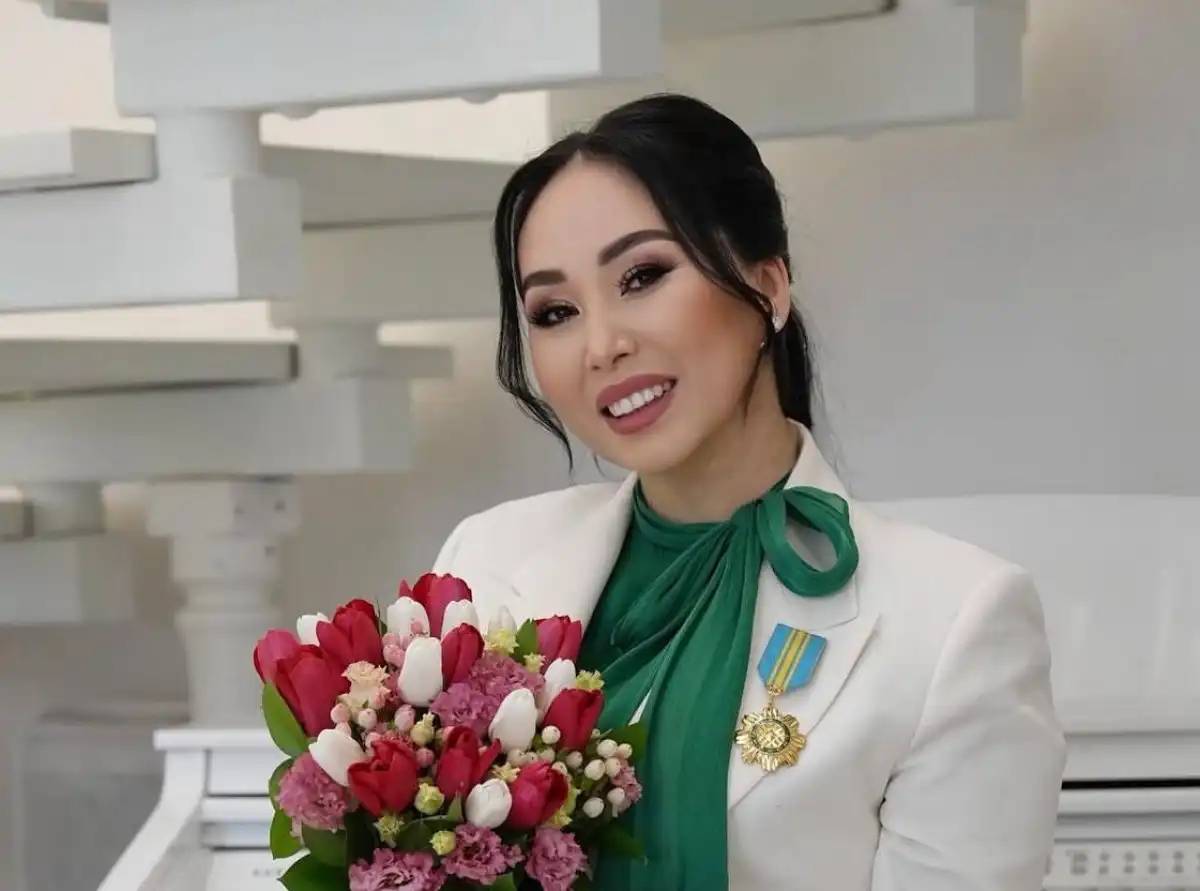 Жарты сағат қалғанда «лақтырып» кетті: Қарақат Әбілдина туған күніндегі реніштерін жасырмады