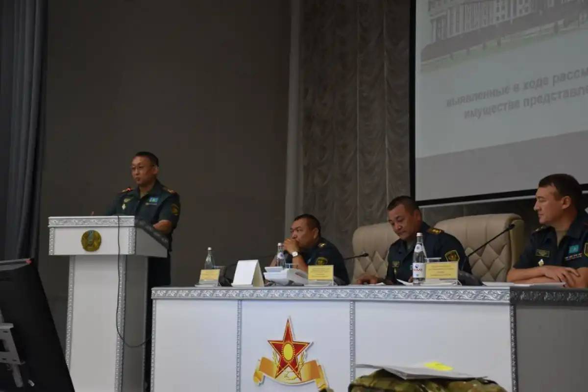 Қорғаныс министрлігі әскери қызметшілерге арналған киім үлгісінің сапасын бақылауды күшейтеді