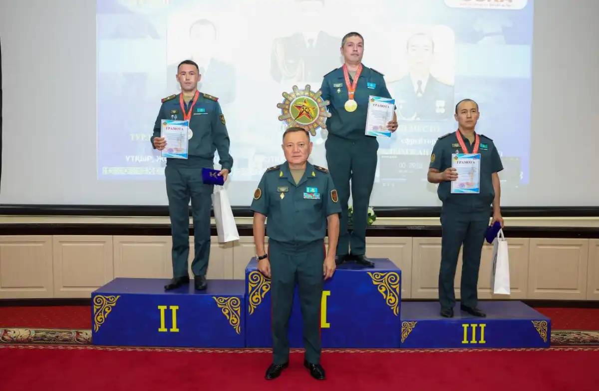 Астанада әскери қызметшілер арасында жүзуден чемпионат жеңімпаздары анықталды