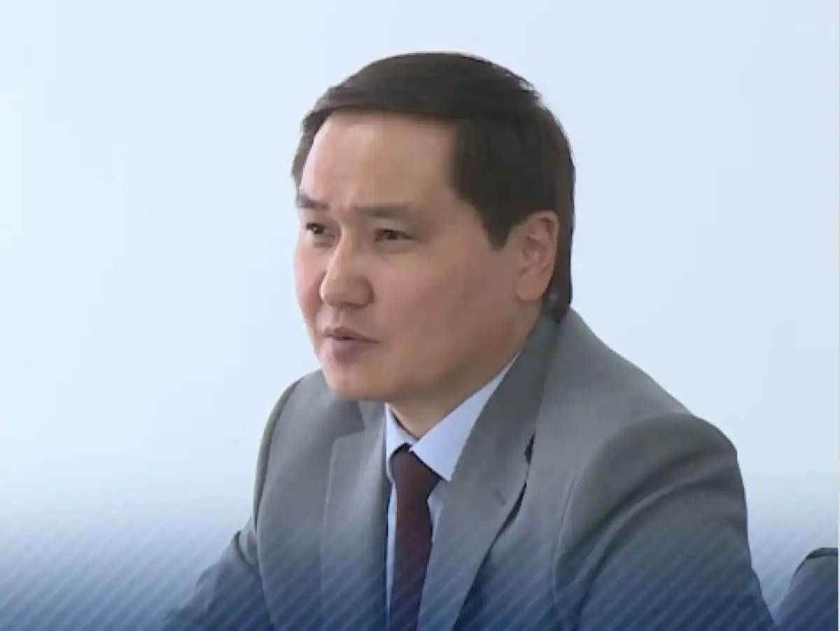 «Душты жөндеуге 3 ай керек пе?»:Бақтияр Артаев тапсырманы орындамайтын директорларды сынға алды