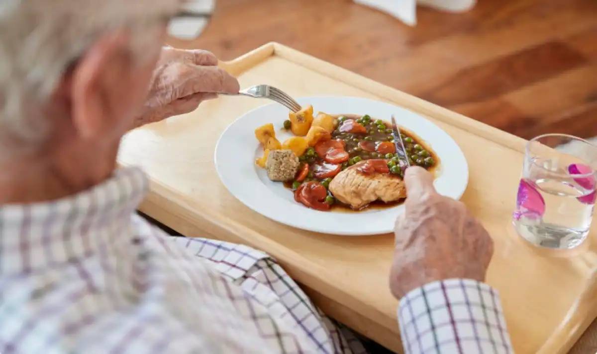 Арнаулы әлеуметтік қызметтер көрсететін ұйымдарда тамақтану нормалары кеңейтіледі