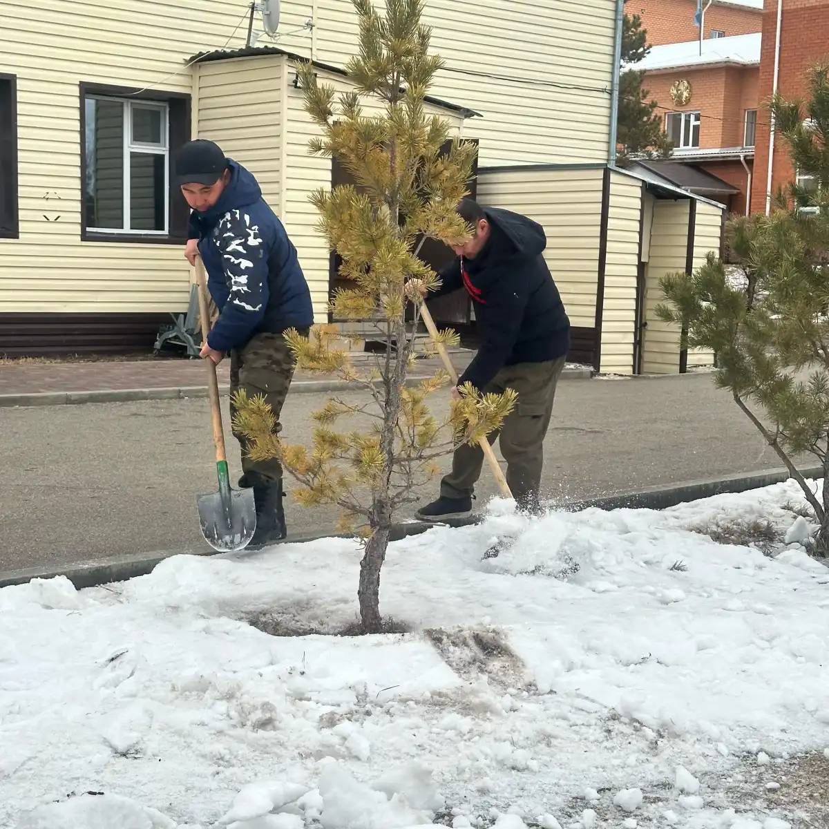 «Қамқор» әлеуметтік қызмет көрсету орталығы «20 игі іс» акциясына қатысты