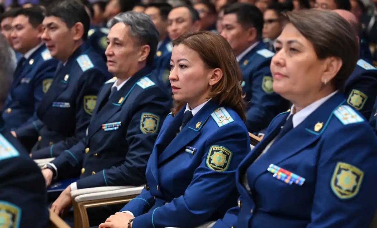 Құқық қорғау органдарында қызмет атқарғандарға «құрметті қызметкер» атағы беріледі