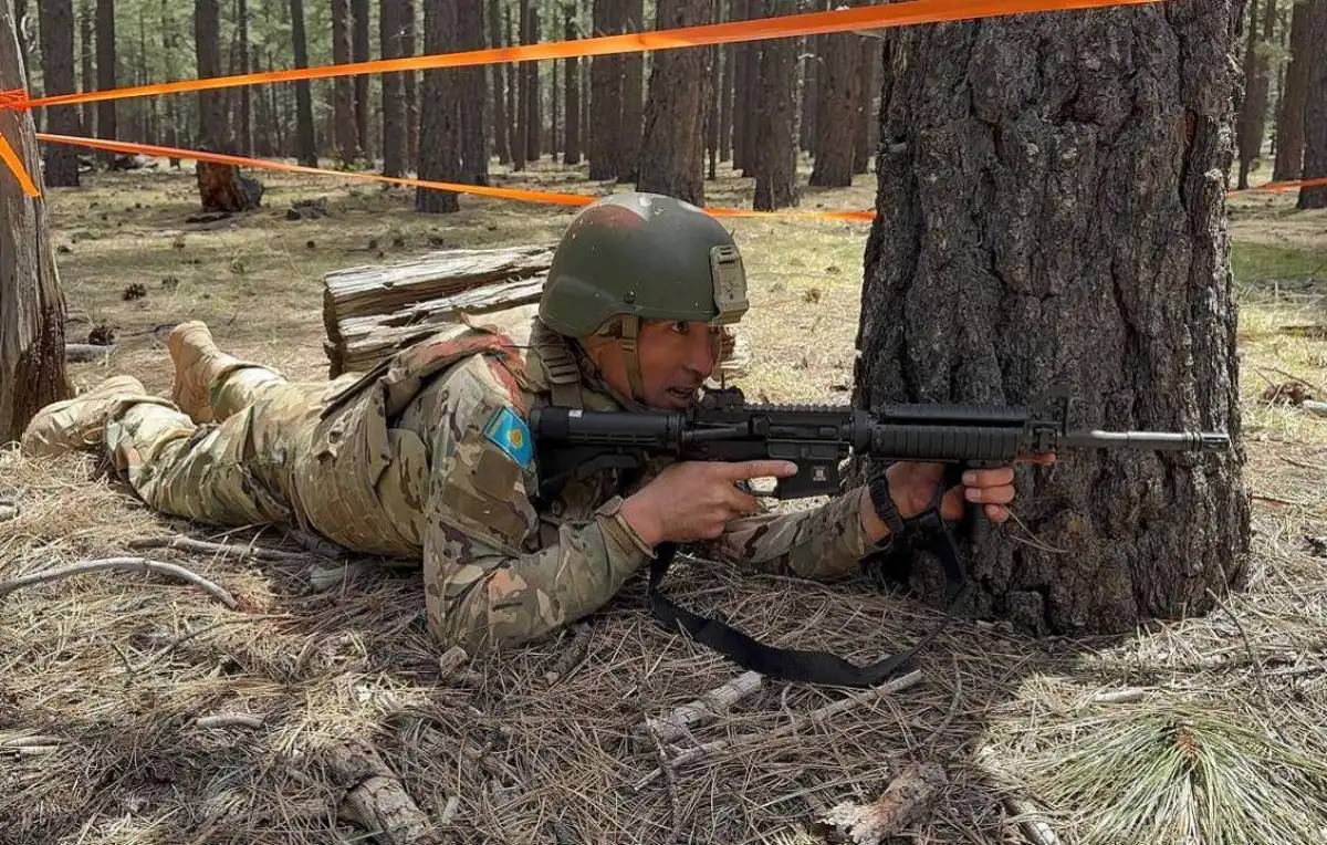 Қазақстан Қарулы күштерінің әскери қызметшісі АҚШ-та рекорд орнатты