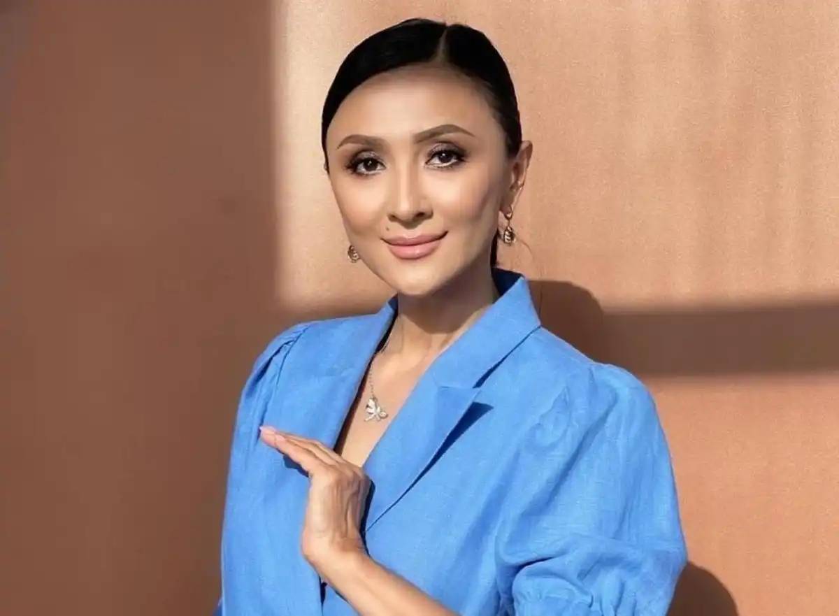 «1 минут та шыдамаңыздар»: Меруерт Түсіпбаева тұрмысқа шықпаған қыздарға кеңес берді