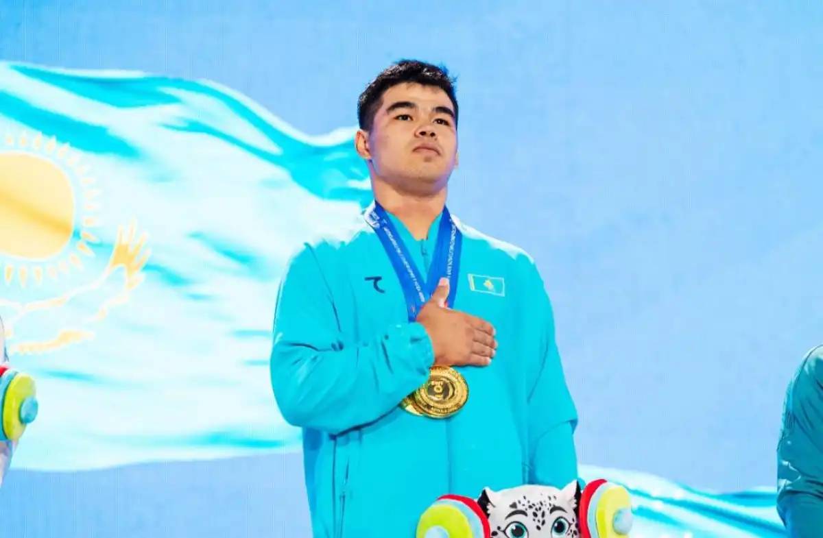 Қазақстан ауыр атлетикадан Азия чемпионатының көшбасшысы атанды