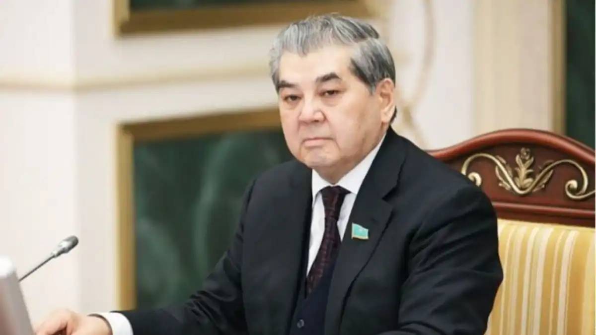 Президент қоғам қайраткері Қуаныш Сұлтановты «Отан» орденімен марапаттады