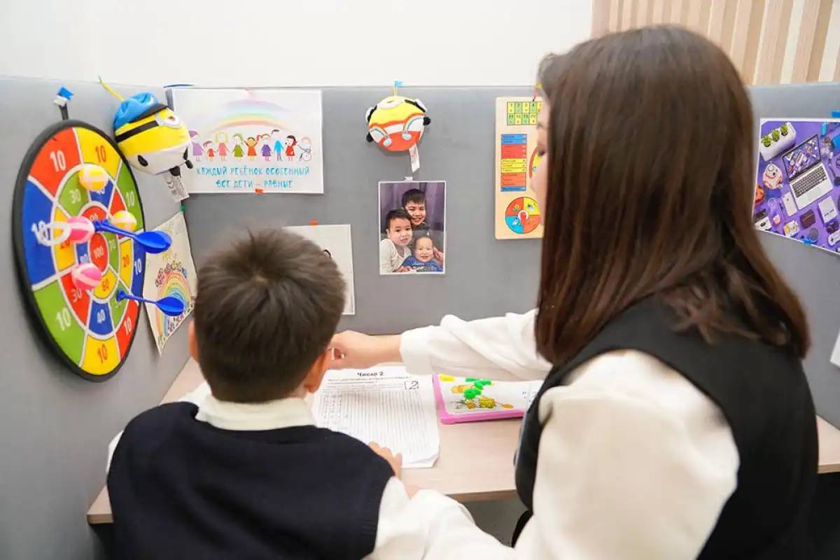 «35 мыңнан астам педагог жұмыссыз»: депутат мұғалім даярлау жүйесін сынады