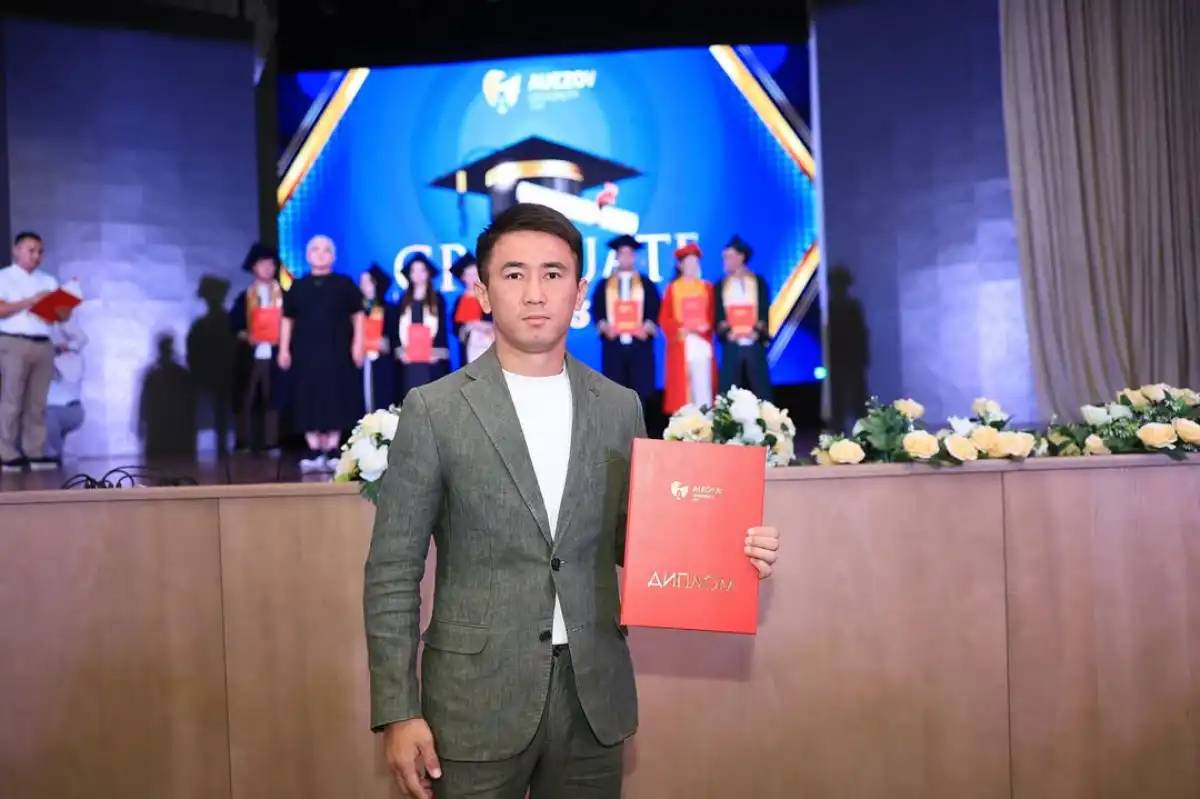 Боксшы Махмұд Сабырхан ғылым магистрі атанды