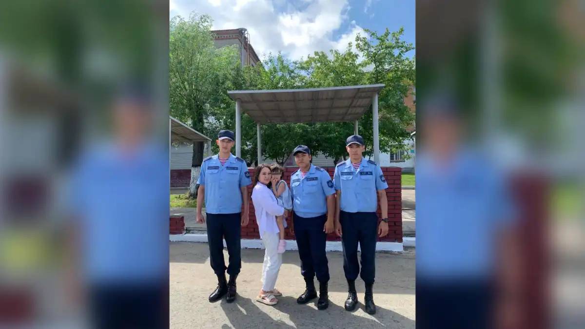 Әскери қызметшілер жоғалған баланы тауып, ата-анасына қайтарды