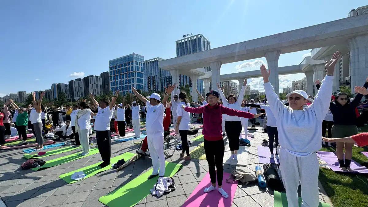 Елордада йогадан ашық жаттығу өтті