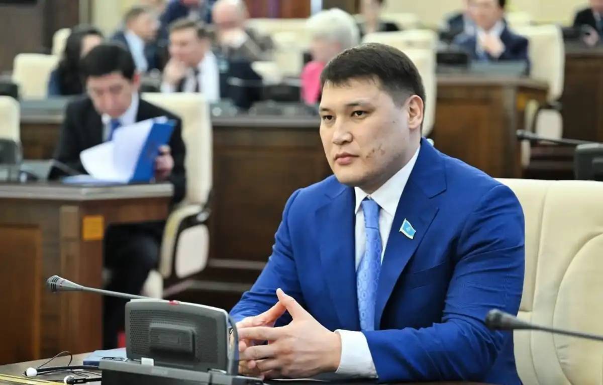 «Үнсіз қалу мүмкін емес»: Руслан Берденов қастандыққа қатысты мәлімдеме жасады