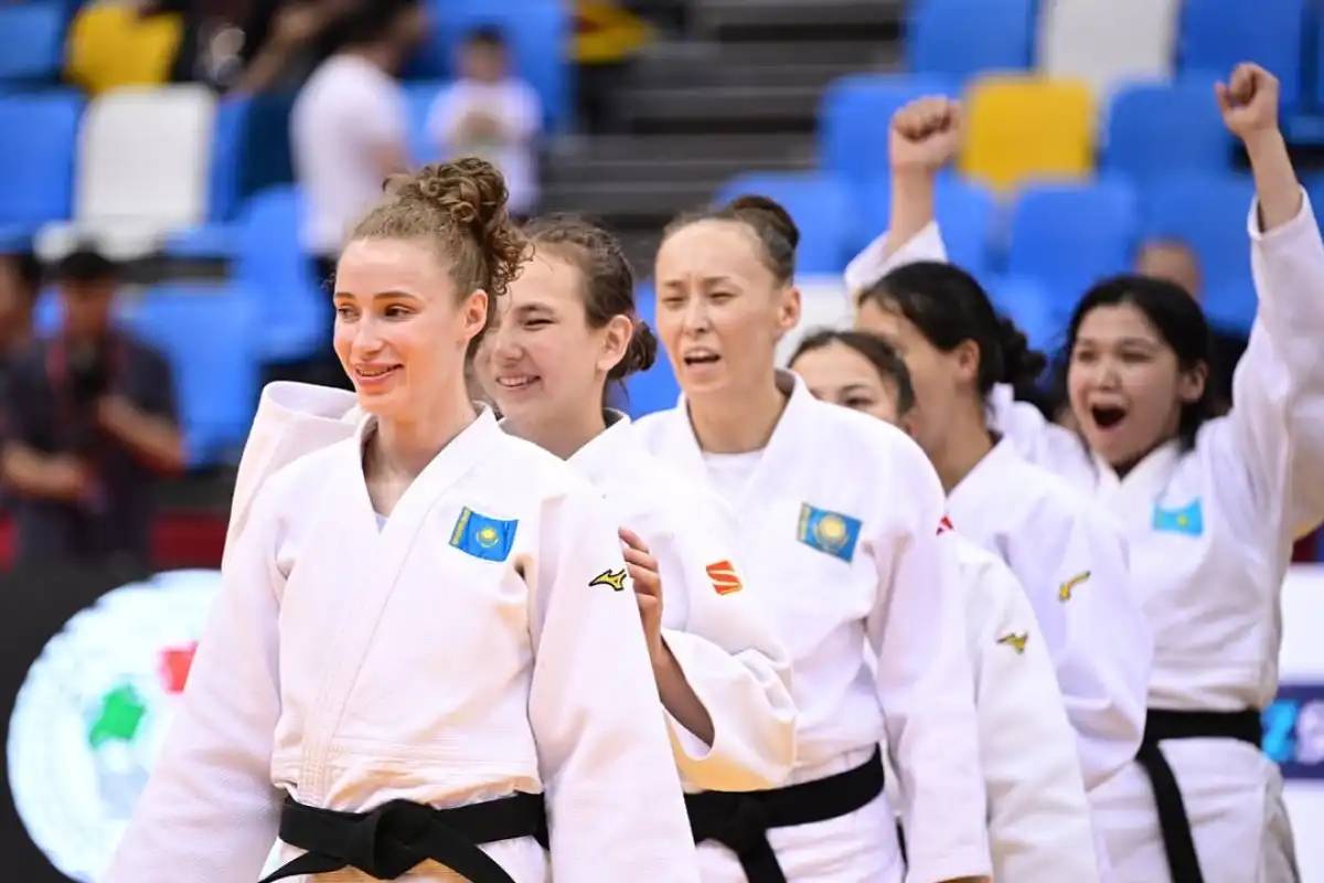 Парадзюдодан Қазақстан әйелдер құрамасы әлем чемпионы атанды