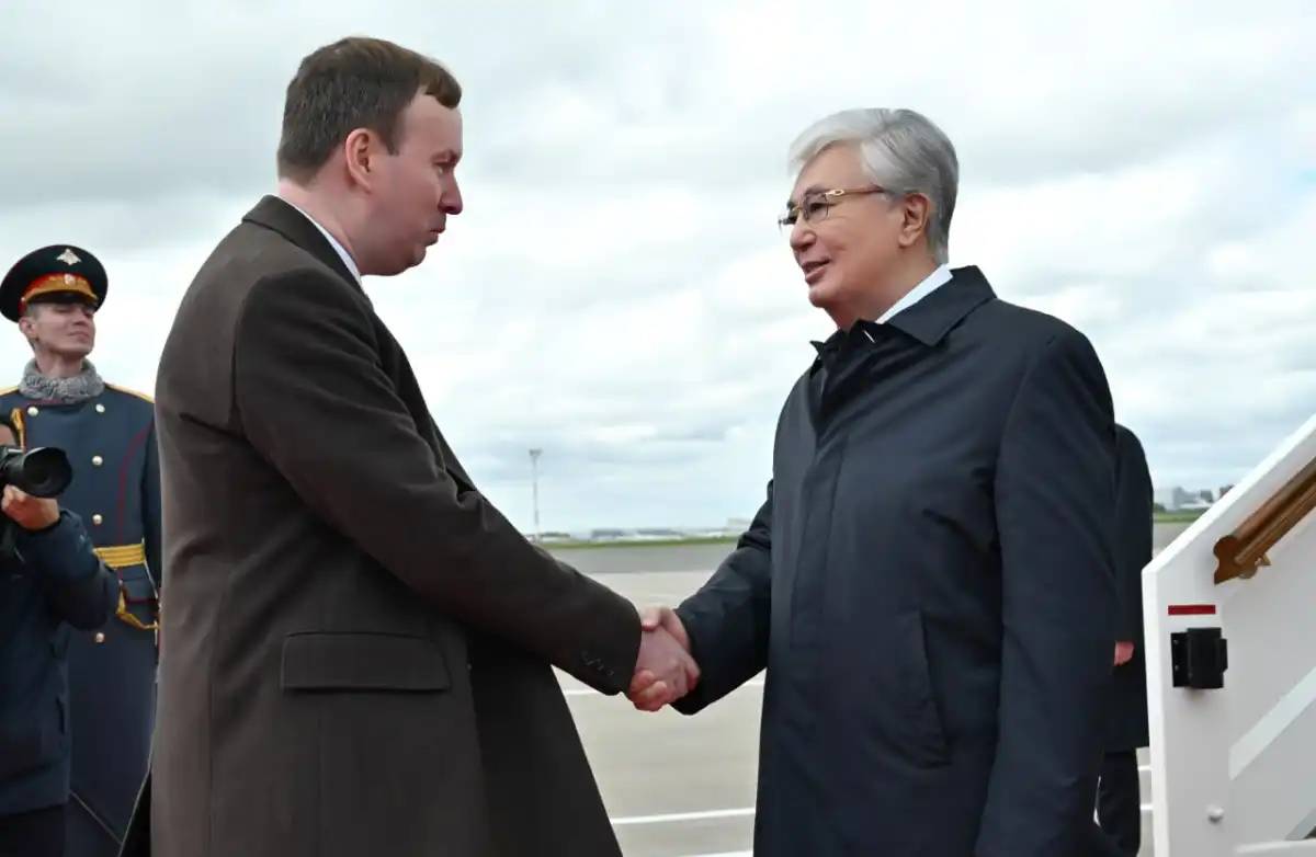 Президент Жеңістің 80 жылдығына арналған іс-шараларға қатысу үшін Ресейге барды