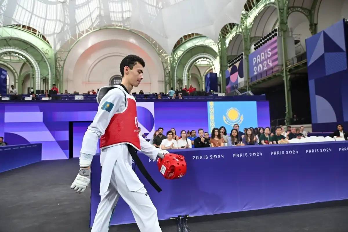 Қазақстандық таеквондошы Қытайдағы турнирде күміс жүлде жеңіп алды