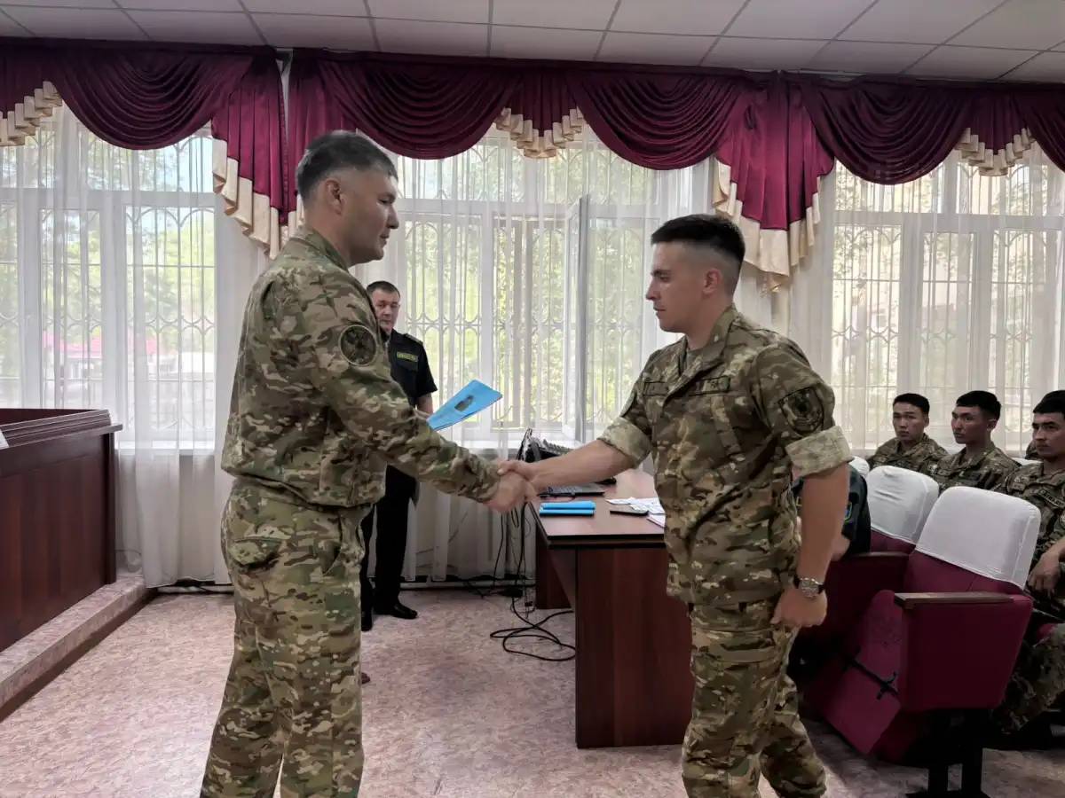 Ұлттық ұлан жас офицерлермен толықты