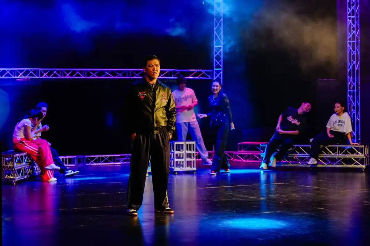 «Соңғы аялдама»: сахнадан айтылған ескерту